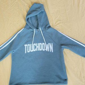 womens green sweat shirt